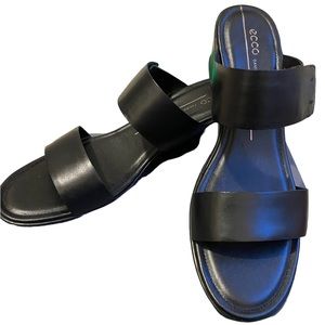 New! ECCO Black Shape 35 Wedge Slip-On Sandal with Velcro closure